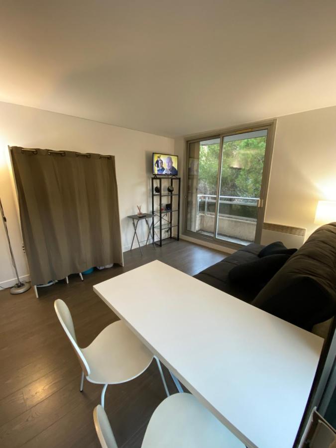 Апартаменты Studio Avec Terrasse, Vue Sur Jardin Ницца Экстерьер фото